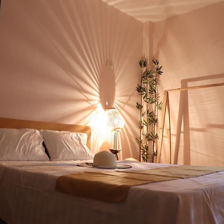 Hola Homestay Hanoi Exterior photo