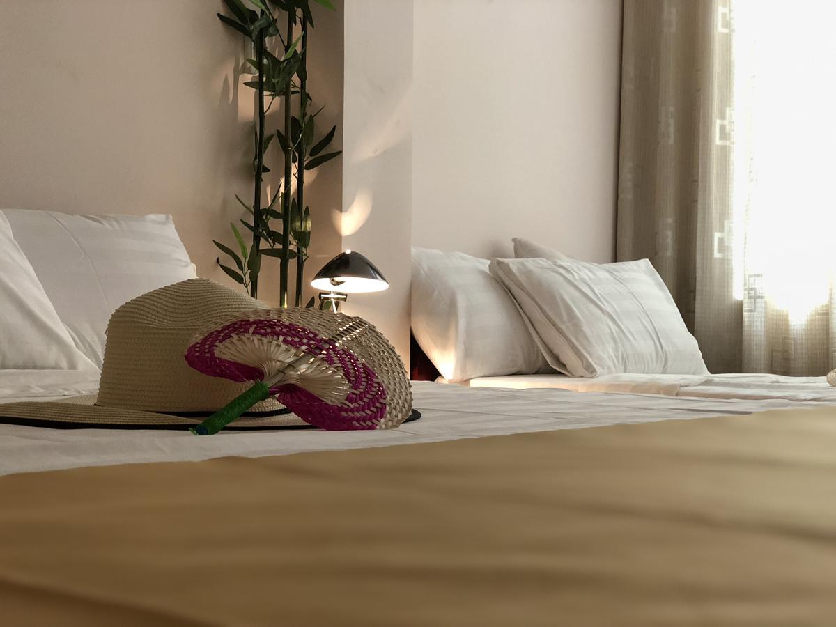 Hola Homestay Hanoi Exterior photo